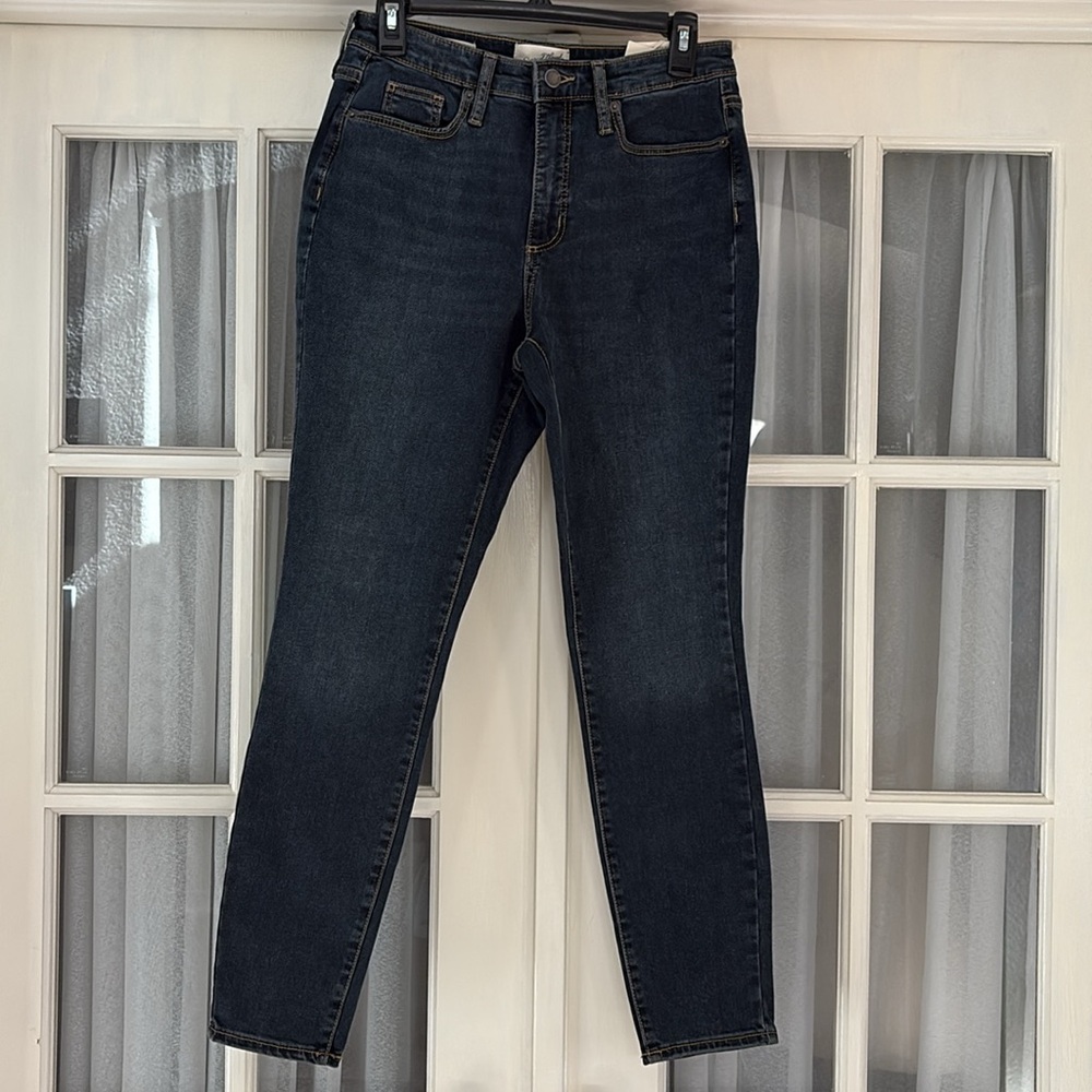 Universal Thread dark blue high rise skinny denim jeans Size 6 /28 waist - Picture 3 of 17